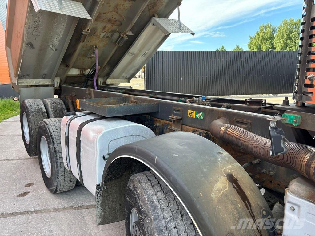 Volvo FH 540 8x4 RETARDER / TANDEM AXLE LIFT / BOX L=549 شاحنات قلابة