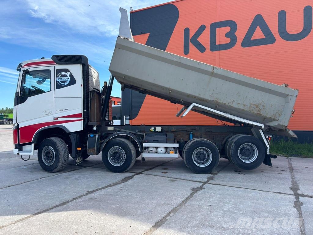 Volvo FH 540 8x4 RETARDER / TANDEM AXLE LIFT / BOX L=549 شاحنات قلابة