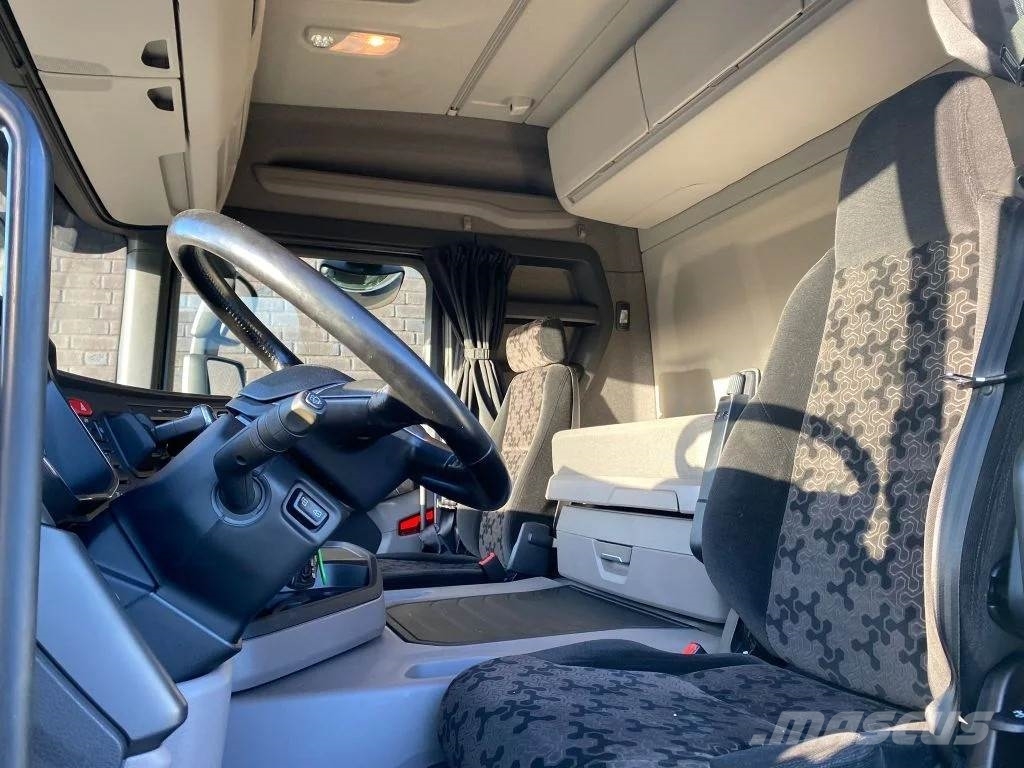Scania G500 NGS 8X2 MET 3 ZIJDIGE KABELSYSTEEM + HIAB 362 Camiones grúa