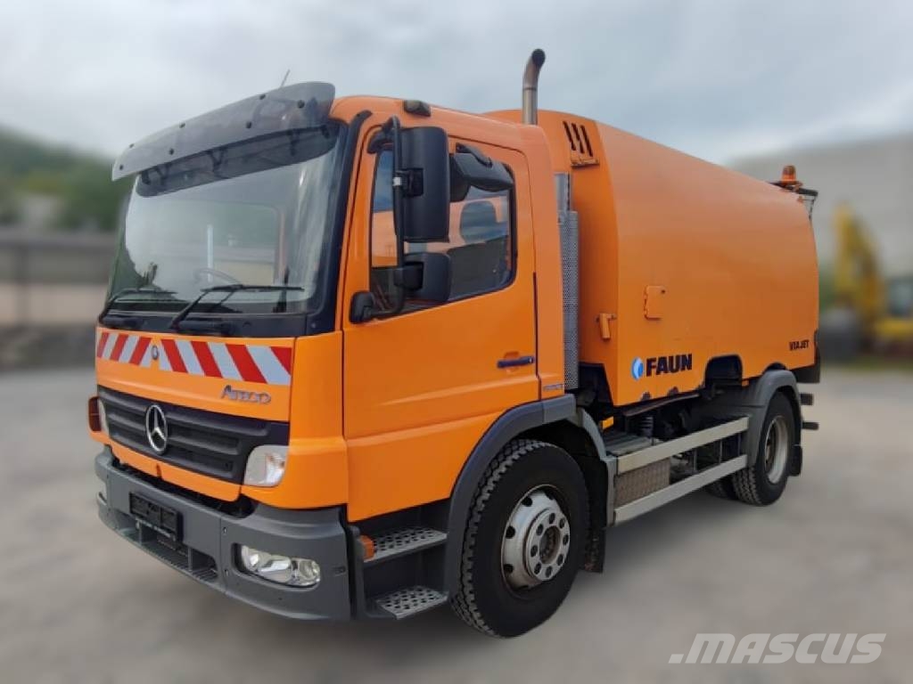 Mercedes-Benz Atego 1518 Камиони за почистване