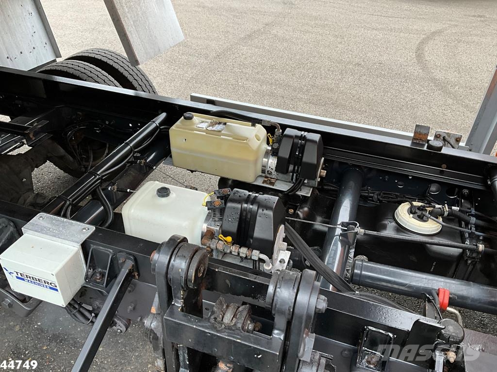 Iveco Daily 40C15 Euro 6 Terberg zijlader Camiones de basura