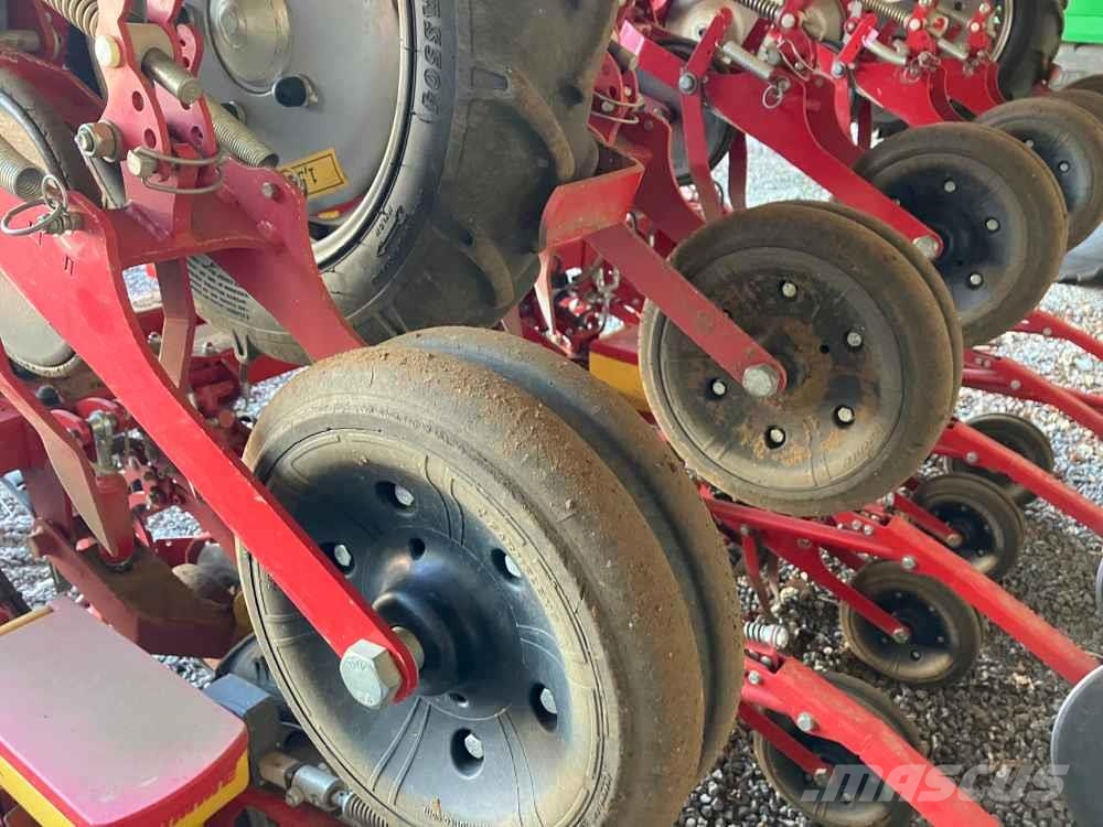 Grimme Matrix 1800, 18 Row, Sugarbeet Drill Seminatrici di precisione