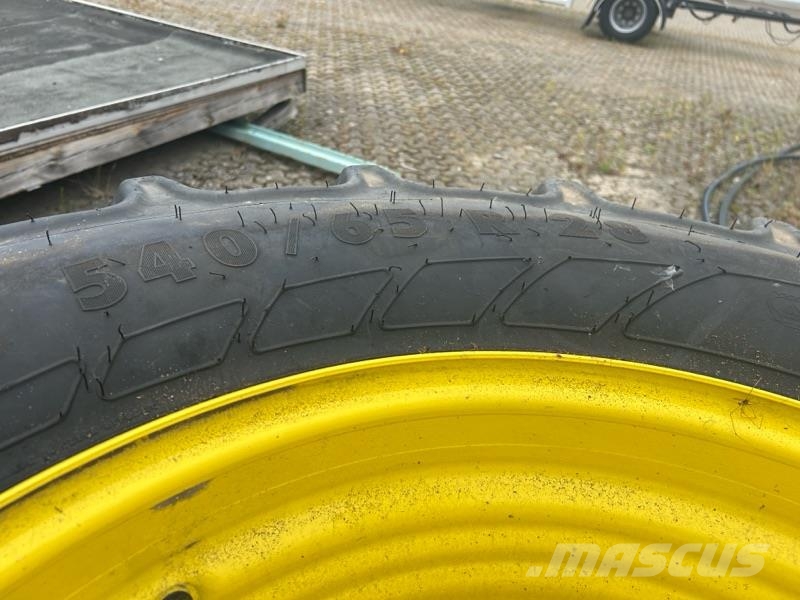 Mitas 540/65R28 ماكينات زراعية - غير ذلك