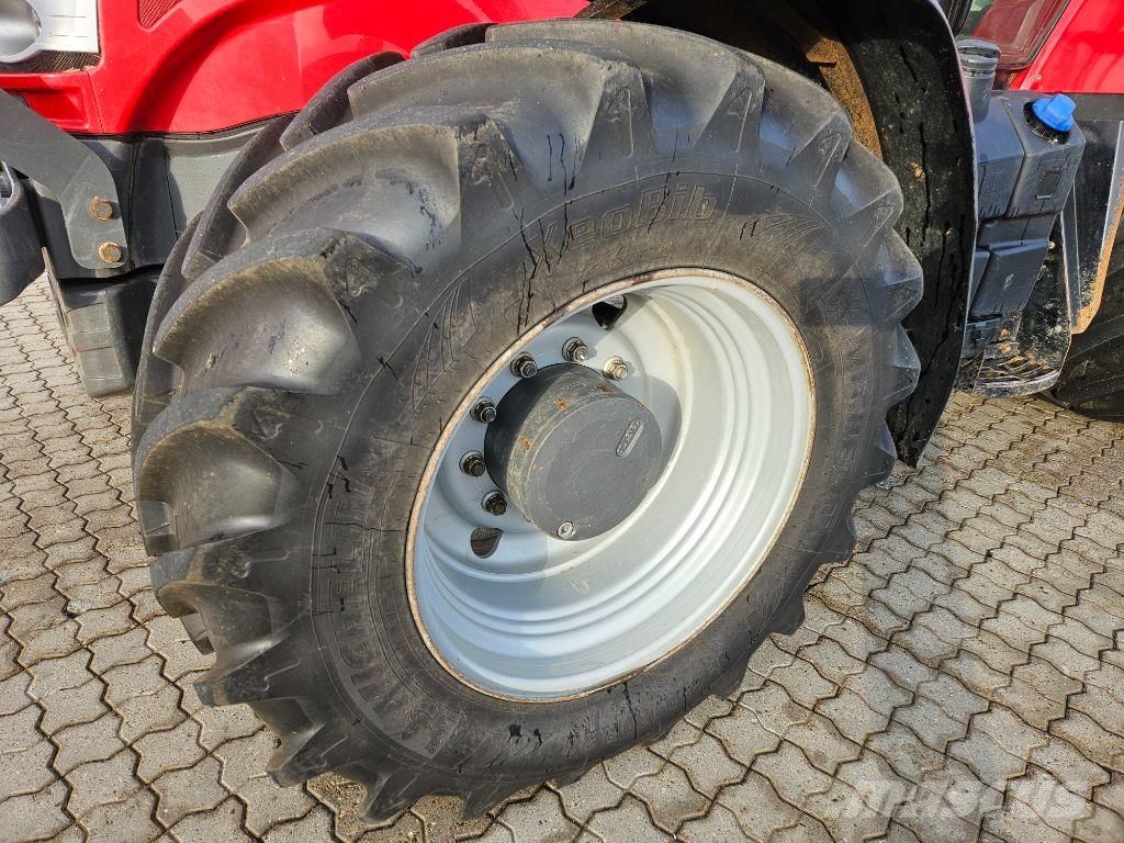 Massey Ferguson 7718 Traktori