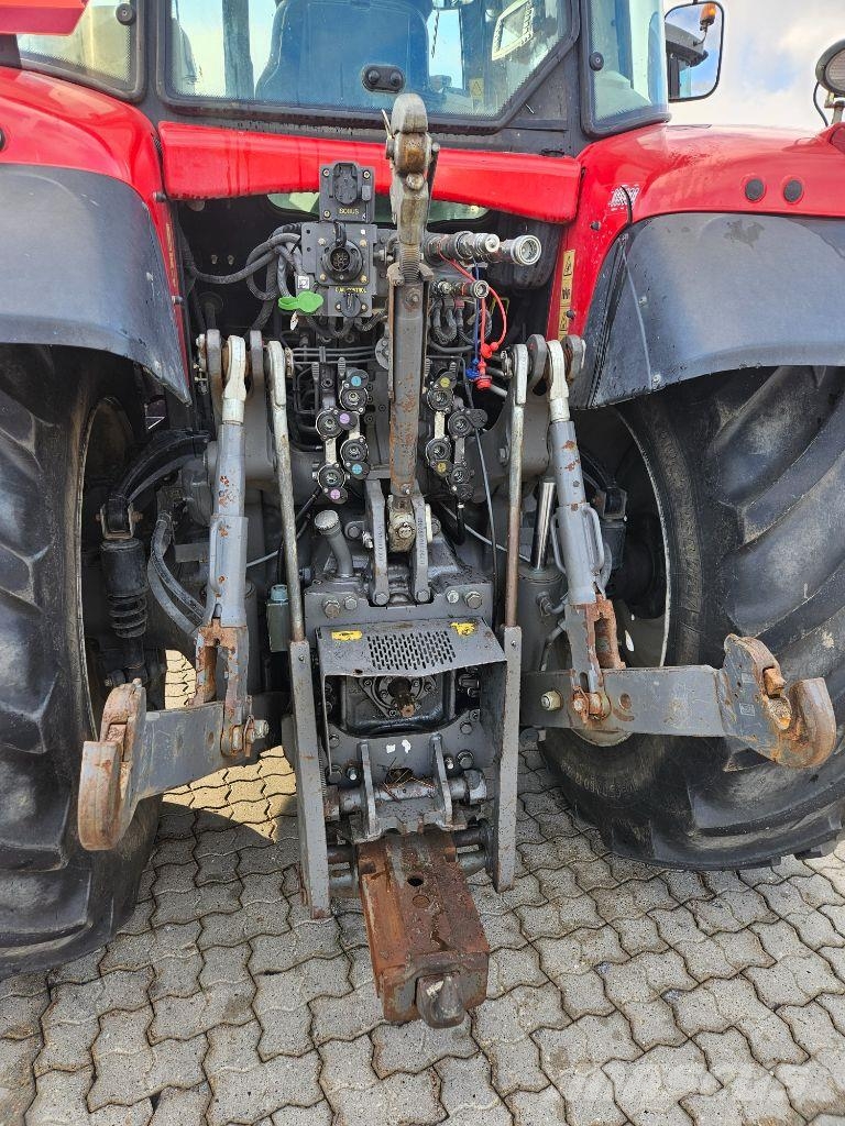Massey Ferguson 7718 Traktori