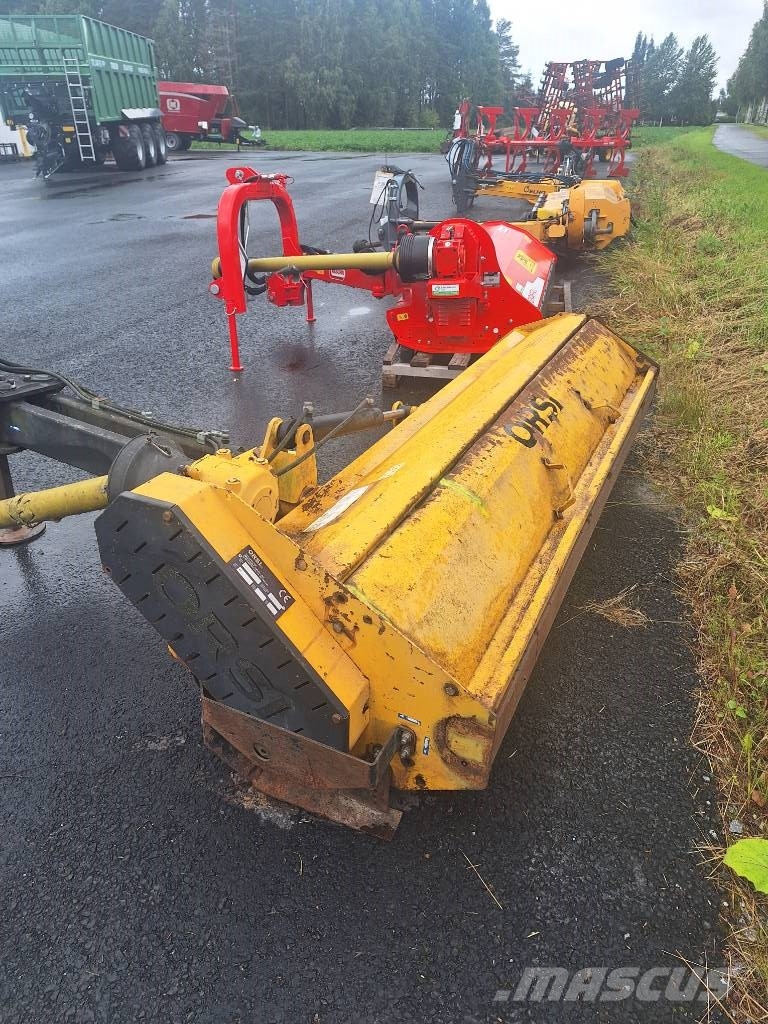 Orsi Farmer 259 Kosilnice za pašnike