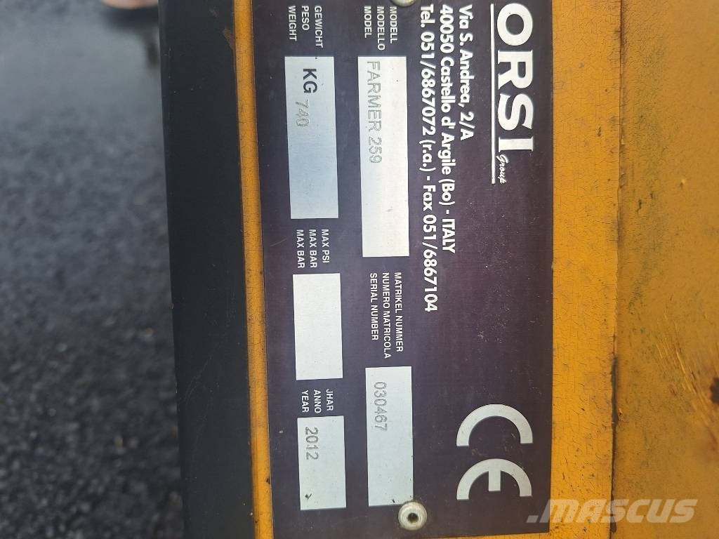 Orsi Farmer 259 Kosilnice za pašnike