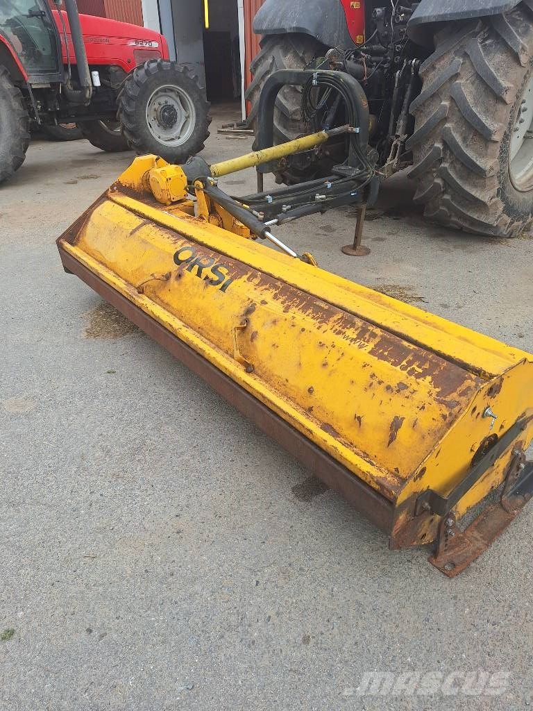 Orsi Farmer 259 Kosilnice za pašnike