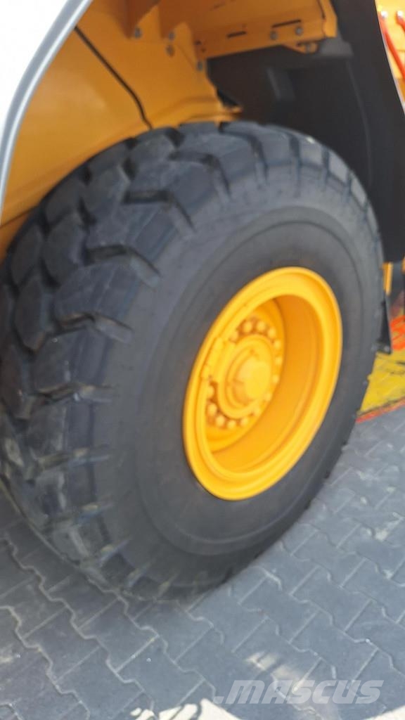 Volvo L90H 轮式装载机