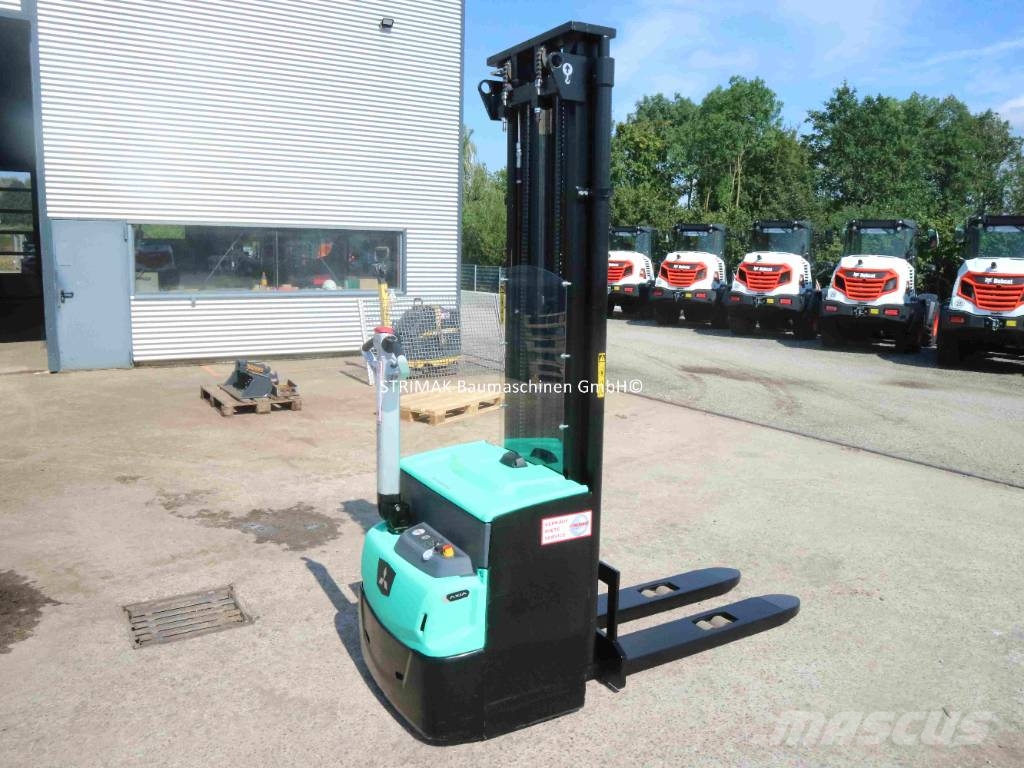 Mitsubishi SBP 16 N2 شاحنات ذات رافعات شوكية تعمل بالكهرباء