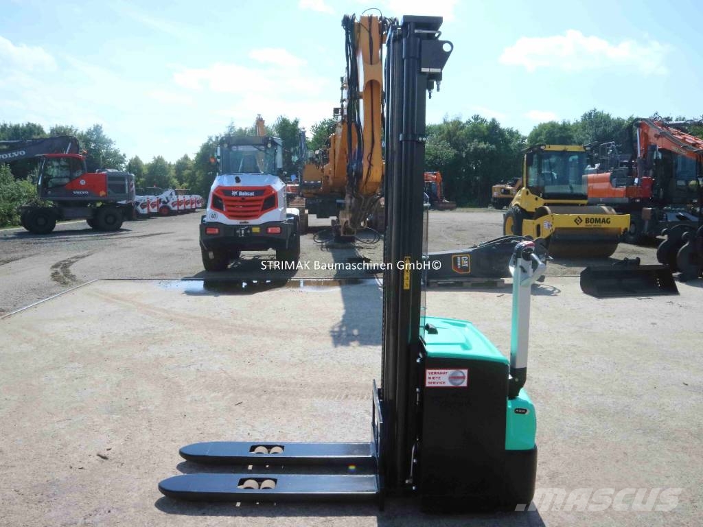 Mitsubishi SBP 16 N2 شاحنات ذات رافعات شوكية تعمل بالكهرباء