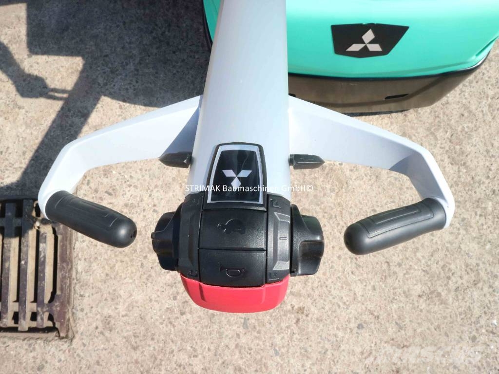 Mitsubishi SBP 16 N2 شاحنات ذات رافعات شوكية تعمل بالكهرباء