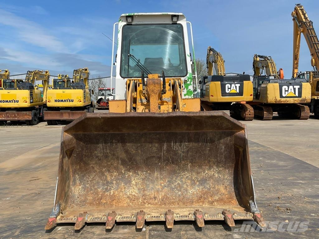 Liebherr LR622B Buldooserid