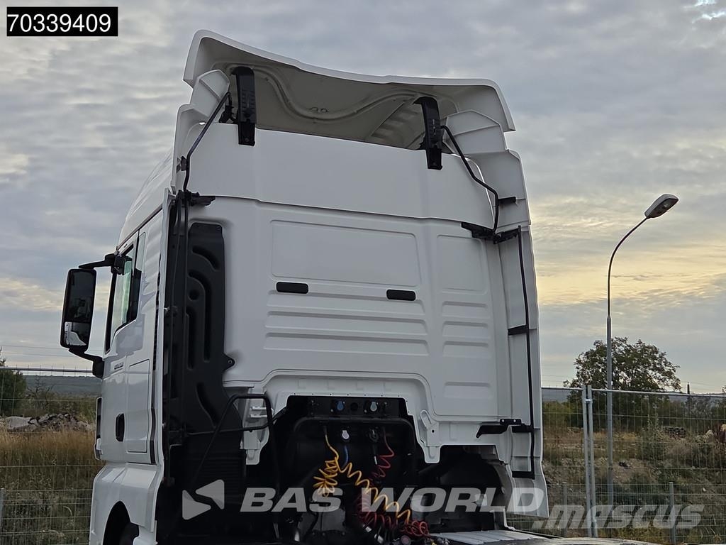 MAN TGX 18.500 TGX 4X2 Mega XLX Retarder 2xTanks ACC Prime Movers