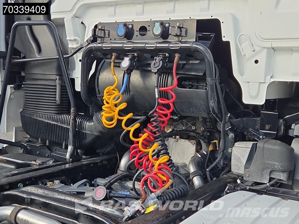 MAN TGX 18.500 TGX 4X2 Mega XLX Retarder 2xTanks ACC Prime Movers