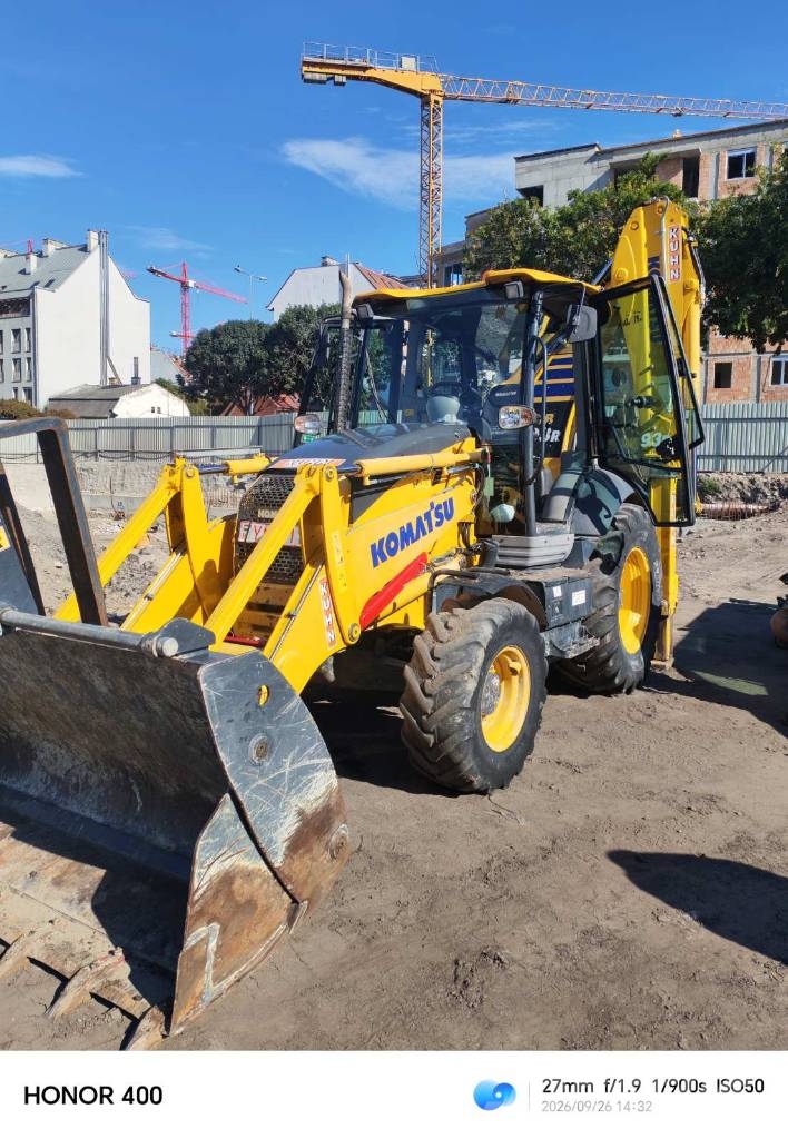 Komatsu WB 93 R-8 Экскаваторы-погрузчики