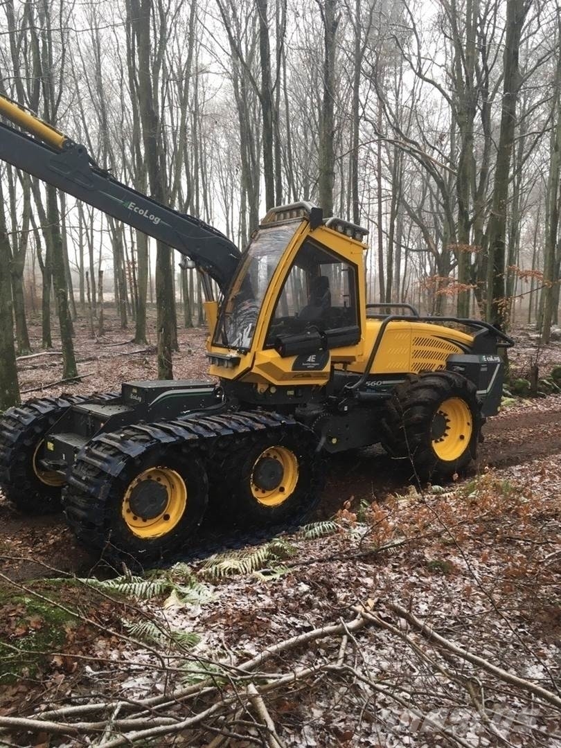 XL Traction Float Pro Wide Asymetric 600x26,5 Lánctalpak, láncok és futóművek
