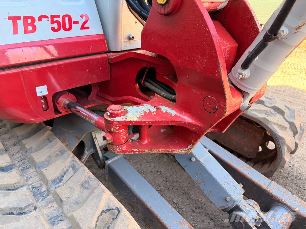 Takeuchi TB250-2 5 Ton Excavator Minigravere <7t