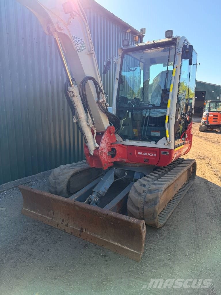 Takeuchi TB250-2 5 Ton Excavator Minigravere <7t