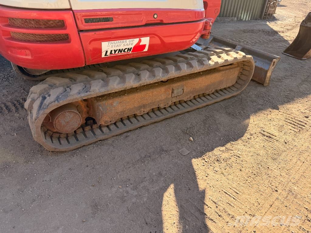 Takeuchi TB250-2 5 Ton Excavator Minigravere <7t