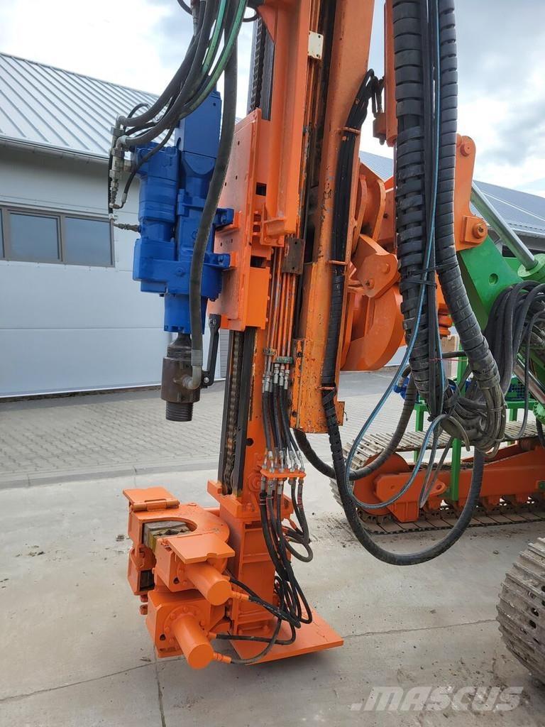 Boart Longyear DB100 重型鑽孔機