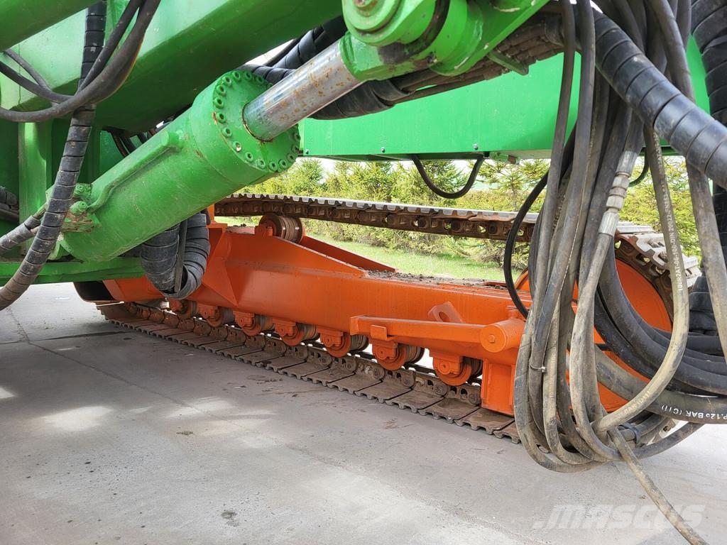 Boart Longyear DB100 重型鑽孔機