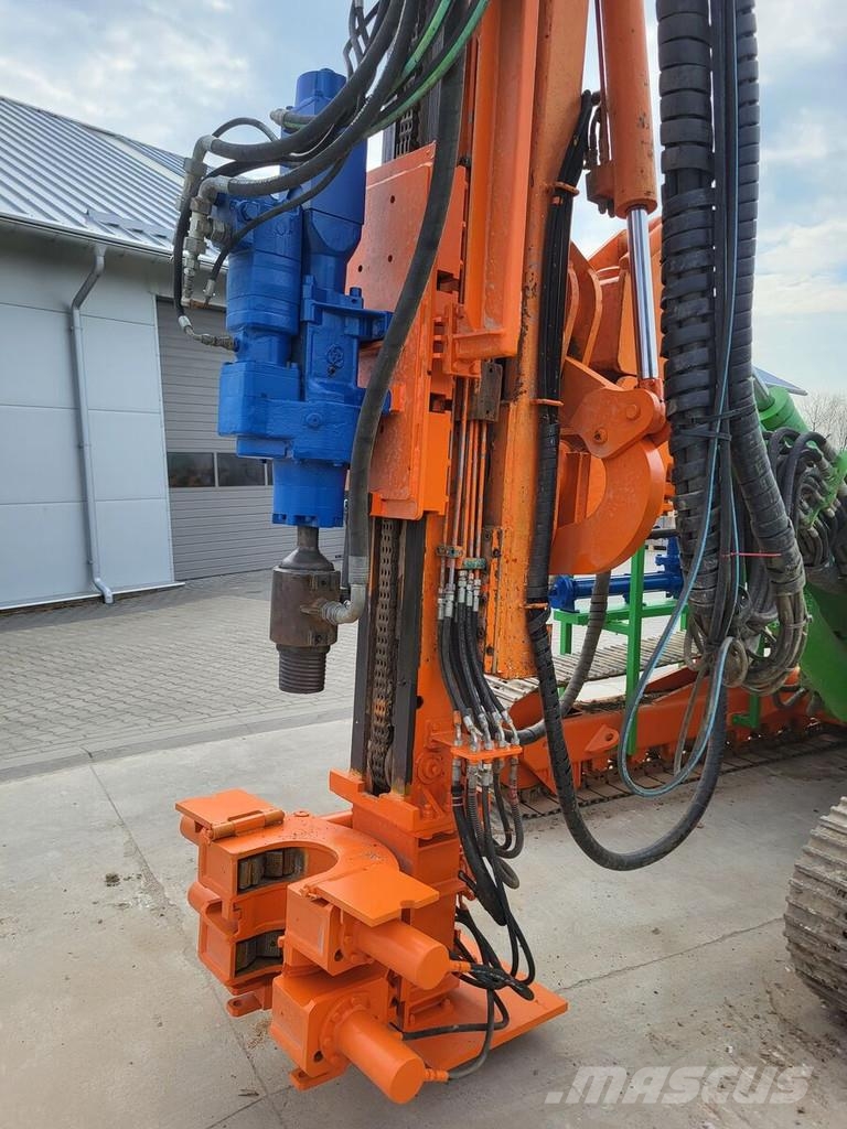 Boart Longyear DB100 重型鑽孔機