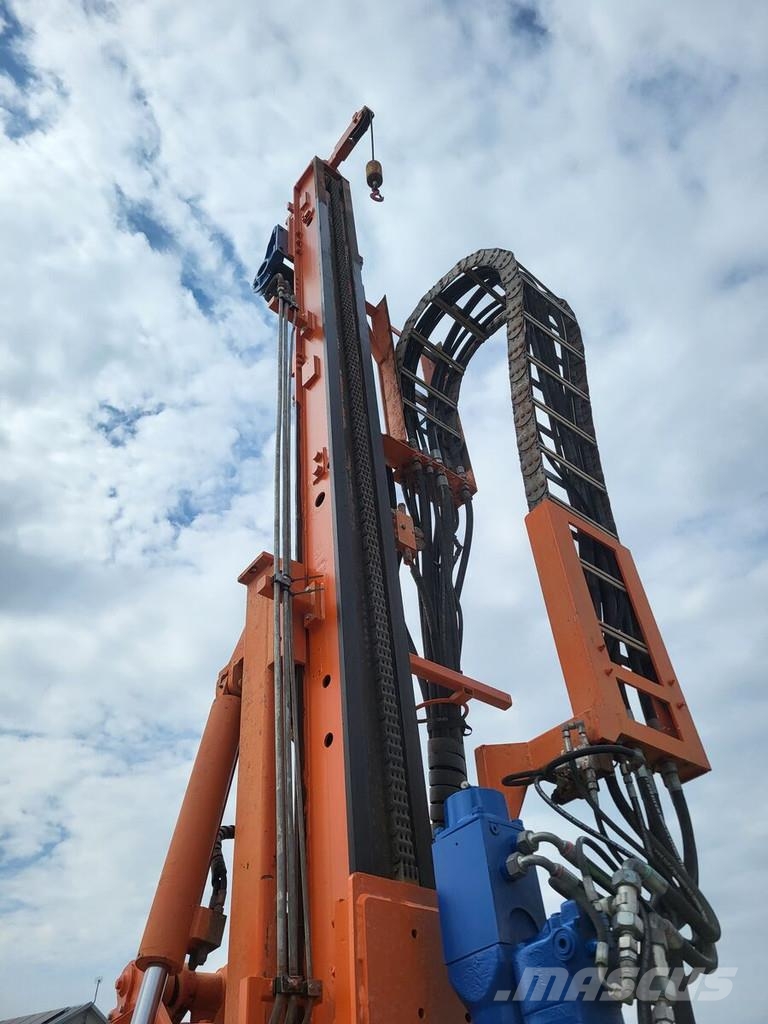Boart Longyear DB100 重型鑽孔機