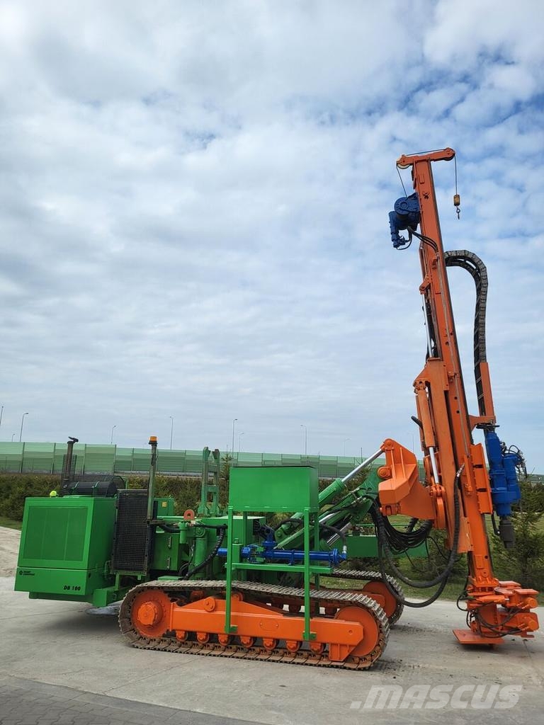 Boart Longyear DB100 重型鑽孔機
