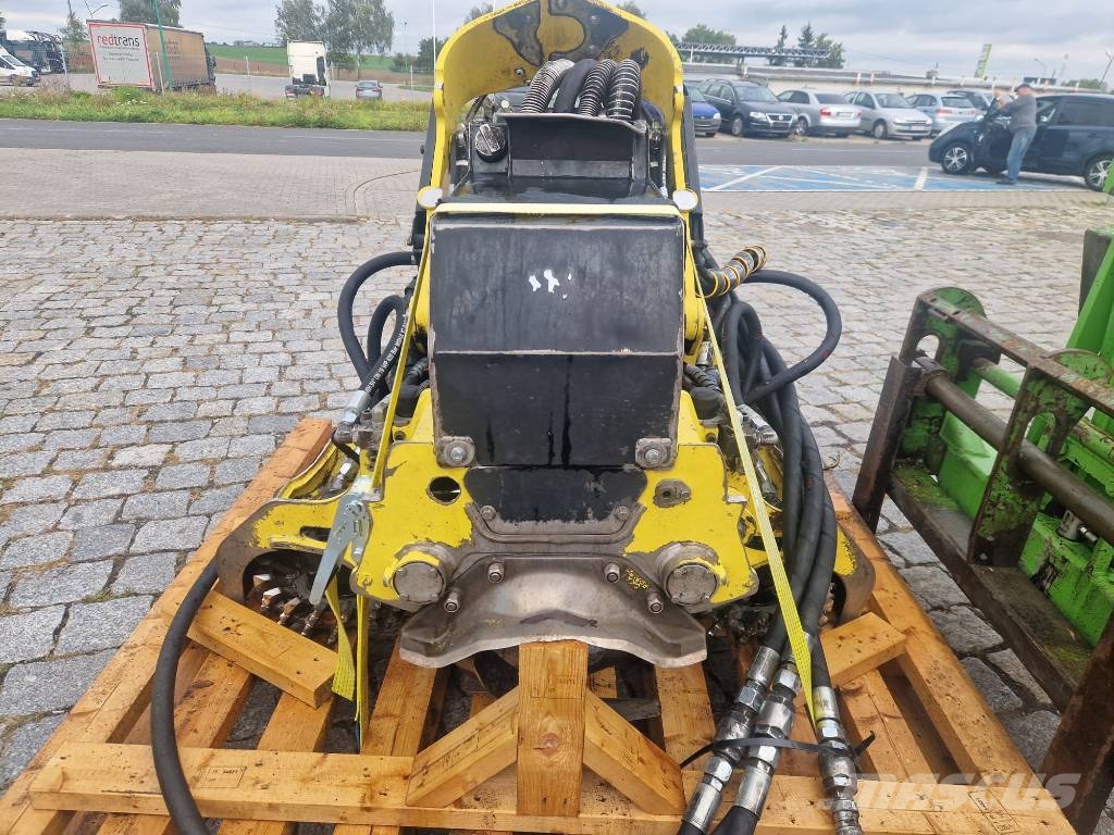 John Deere H413 Глави за харвестери