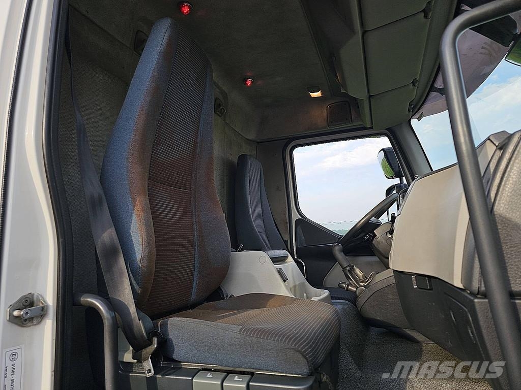 Volvo FL 240.12 MANUAL HIAB 033T Platformas/izkraušana no sāniem