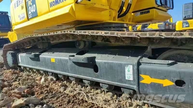 Komatsu PC 240 LC Верижен екскаватор
