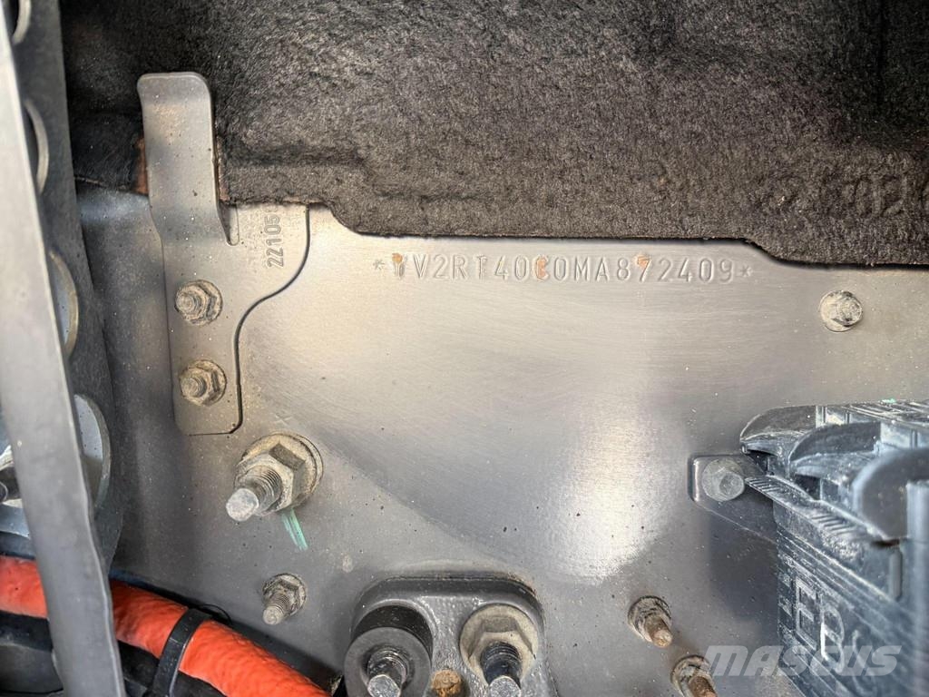 Volvo FH500 6X2 EURO6 + BDF 20Ft Camiones con chasís y cabina