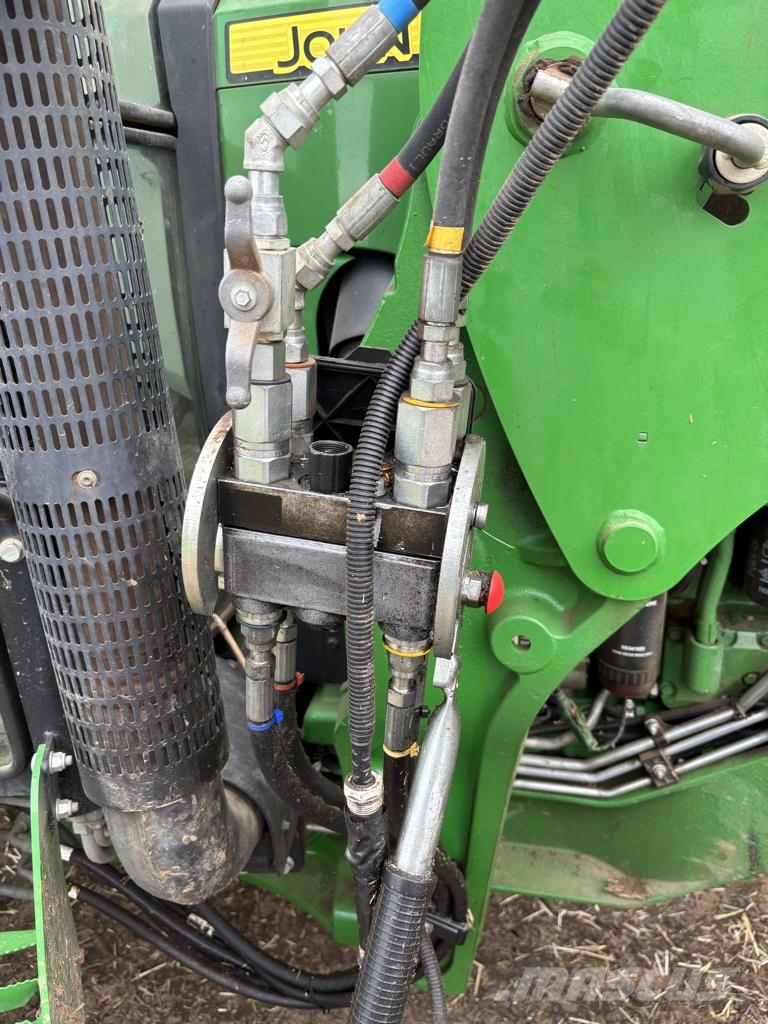 John Deere 5085M Tractores