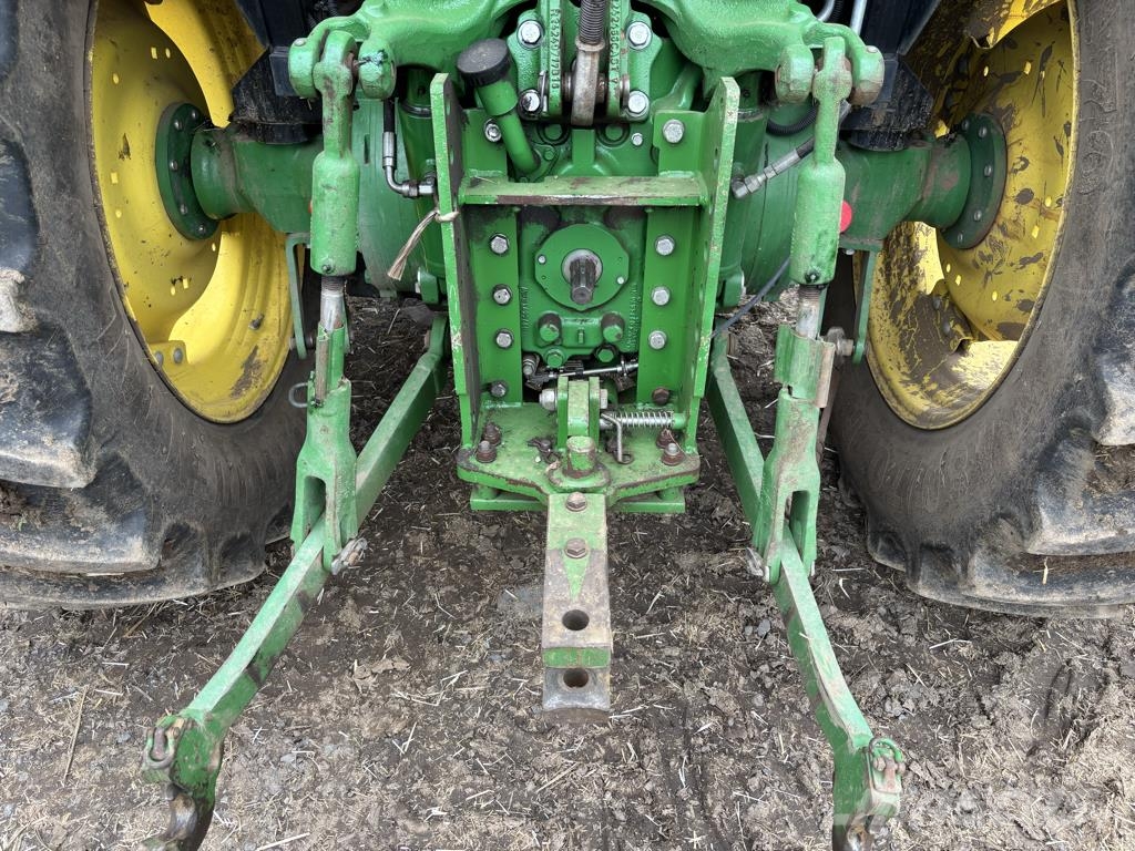 John Deere 5085M Traktori