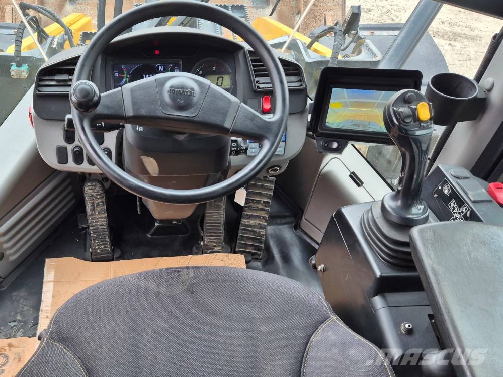 Komatsu WA 380-8 Wielladers