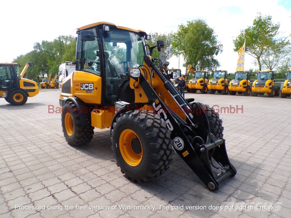 JCB 407 NEU لوادر بعجل