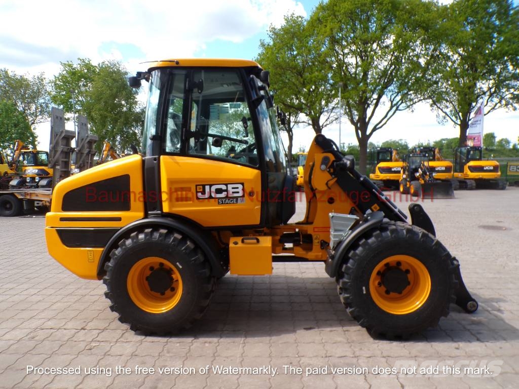 JCB 407 NEU لوادر بعجل