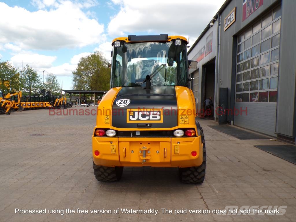JCB 407 NEU لوادر بعجل
