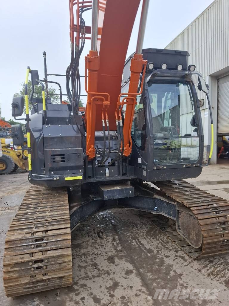 Hitachi ZX 225 US R LC-6 Telakaivukoneet