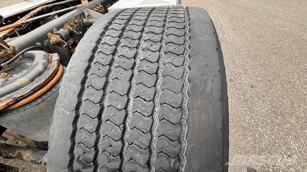 MAN TGX 26.480 6X2*4 EURO6 + INTARDER + CHASSIS Camiones portacontenedores