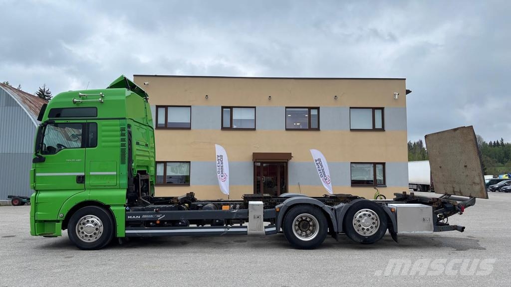 MAN TGX 26.480 6X2*4 EURO6 + INTARDER + CHASSIS Camiones portacontenedores