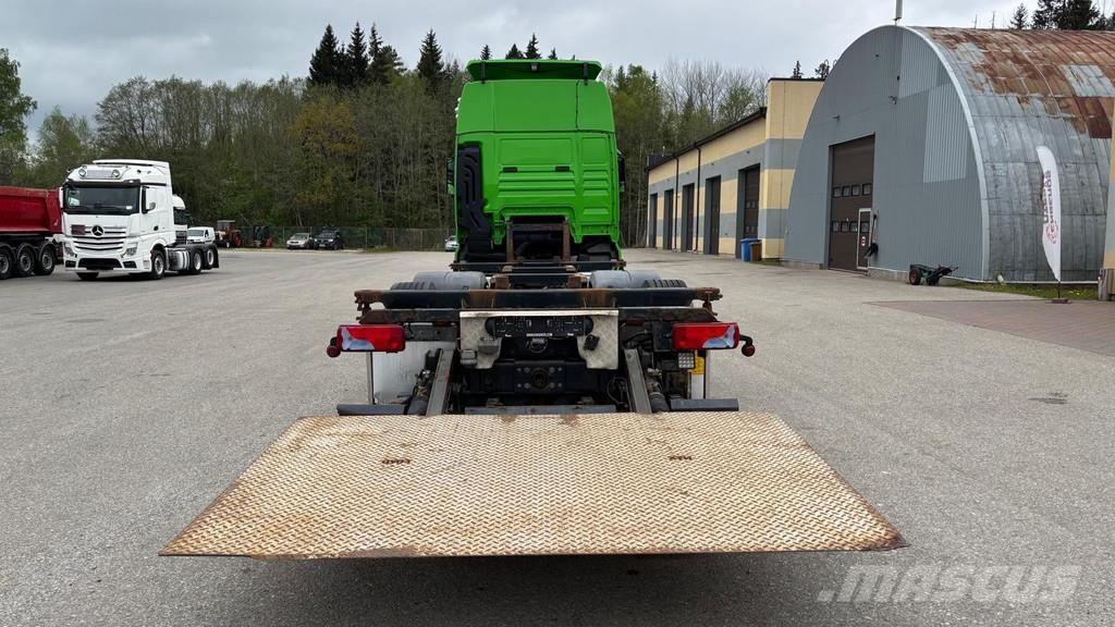 MAN TGX 26.480 6X2*4 EURO6 + INTARDER + CHASSIS Camiones portacontenedores
