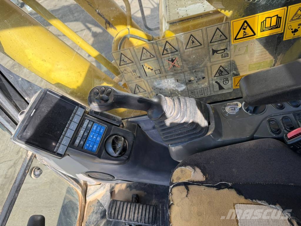 Komatsu PC 240 NLC-10 //BJ. 2013/12369H/ZSA/SW/Klima Εκσκαφείς με ερπύστριες