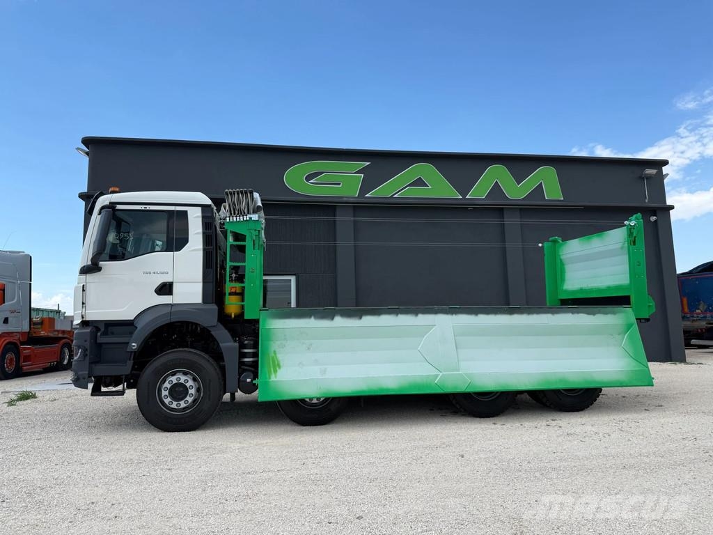MAN 41.520 TGS 40Ton 8x4 Euro6 KIPPER 18cbm Camiones bañeras basculantes o volquetes