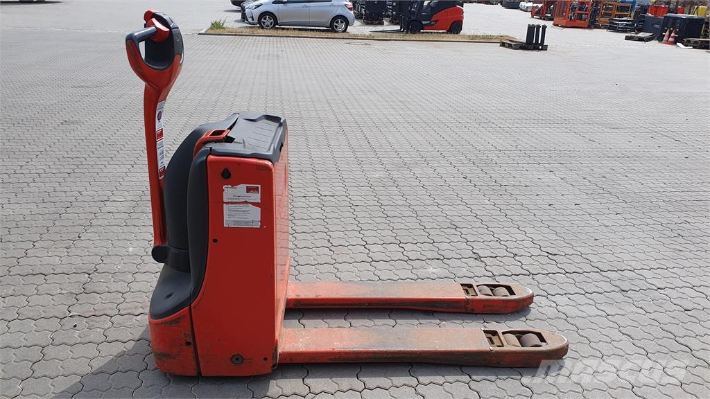 Linde T16 Колички високоповдигачи с теглич