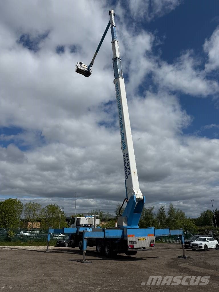 Wumag Palfinger WT700 32T Plataformas sobre camión