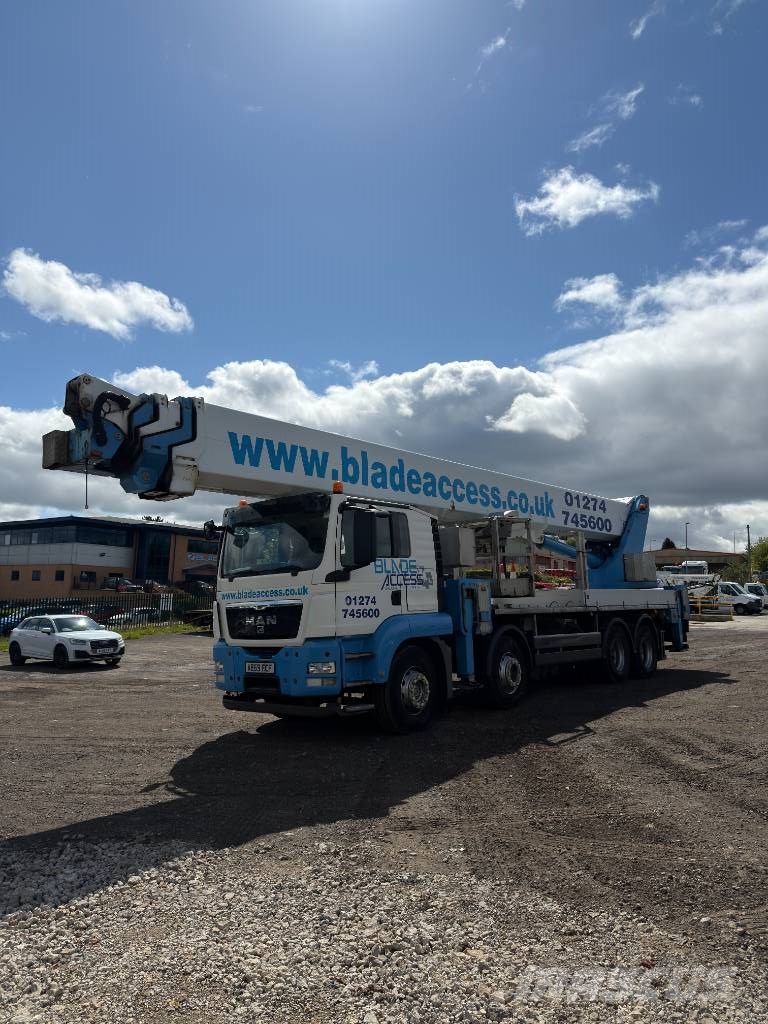 Wumag Palfinger WT700 32T Plataformas sobre camión