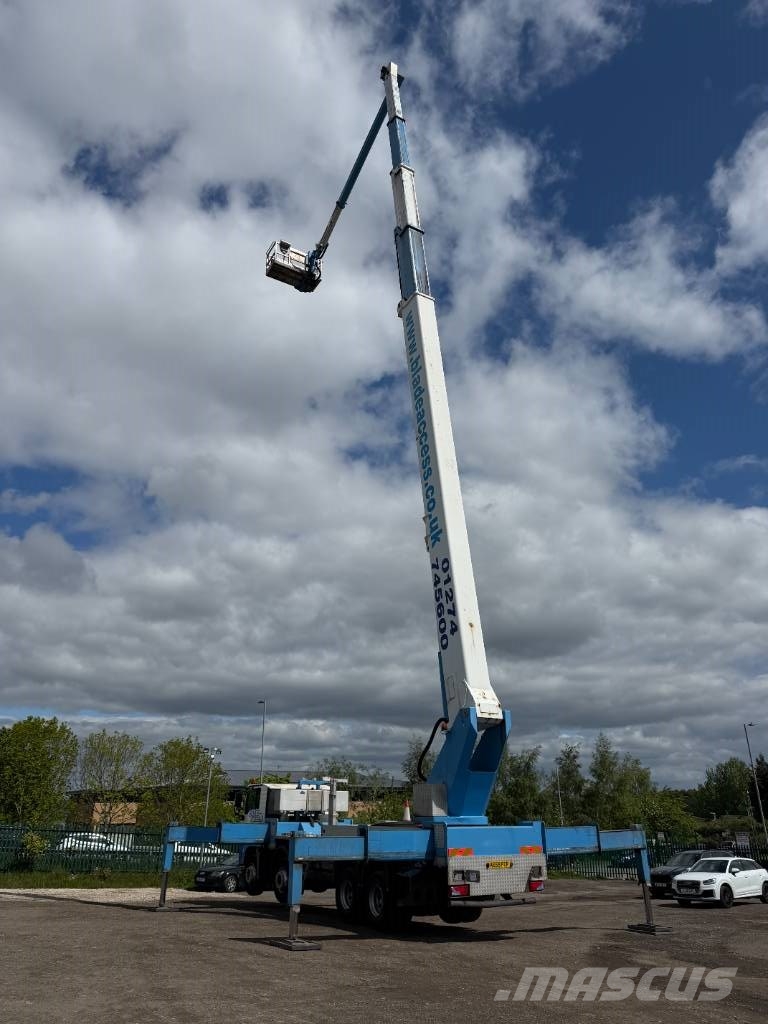 Wumag Palfinger WT700 32T Plataformas sobre camión