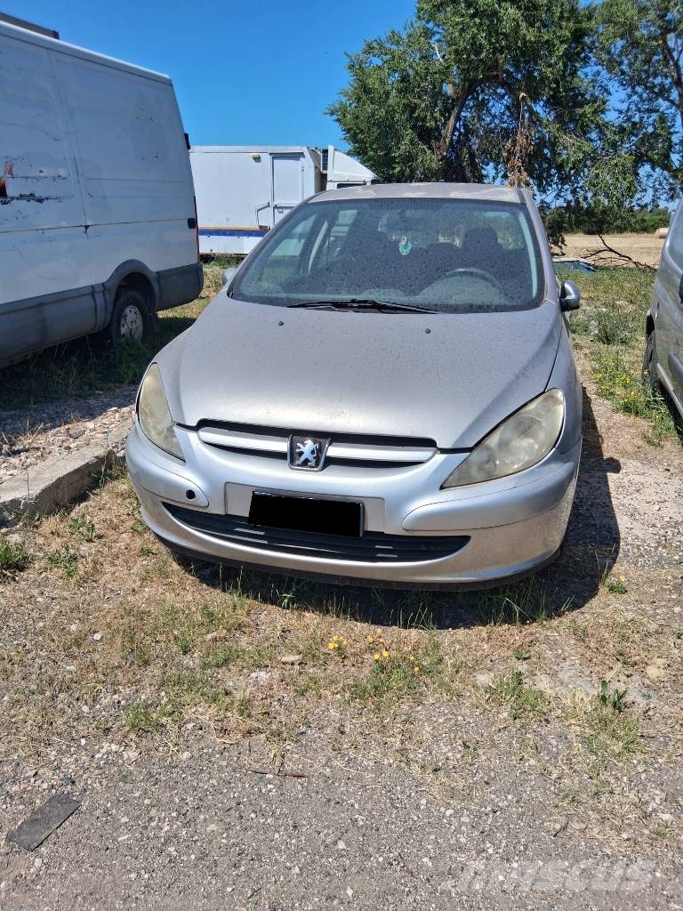 Peugeot 3CRHYB Carros